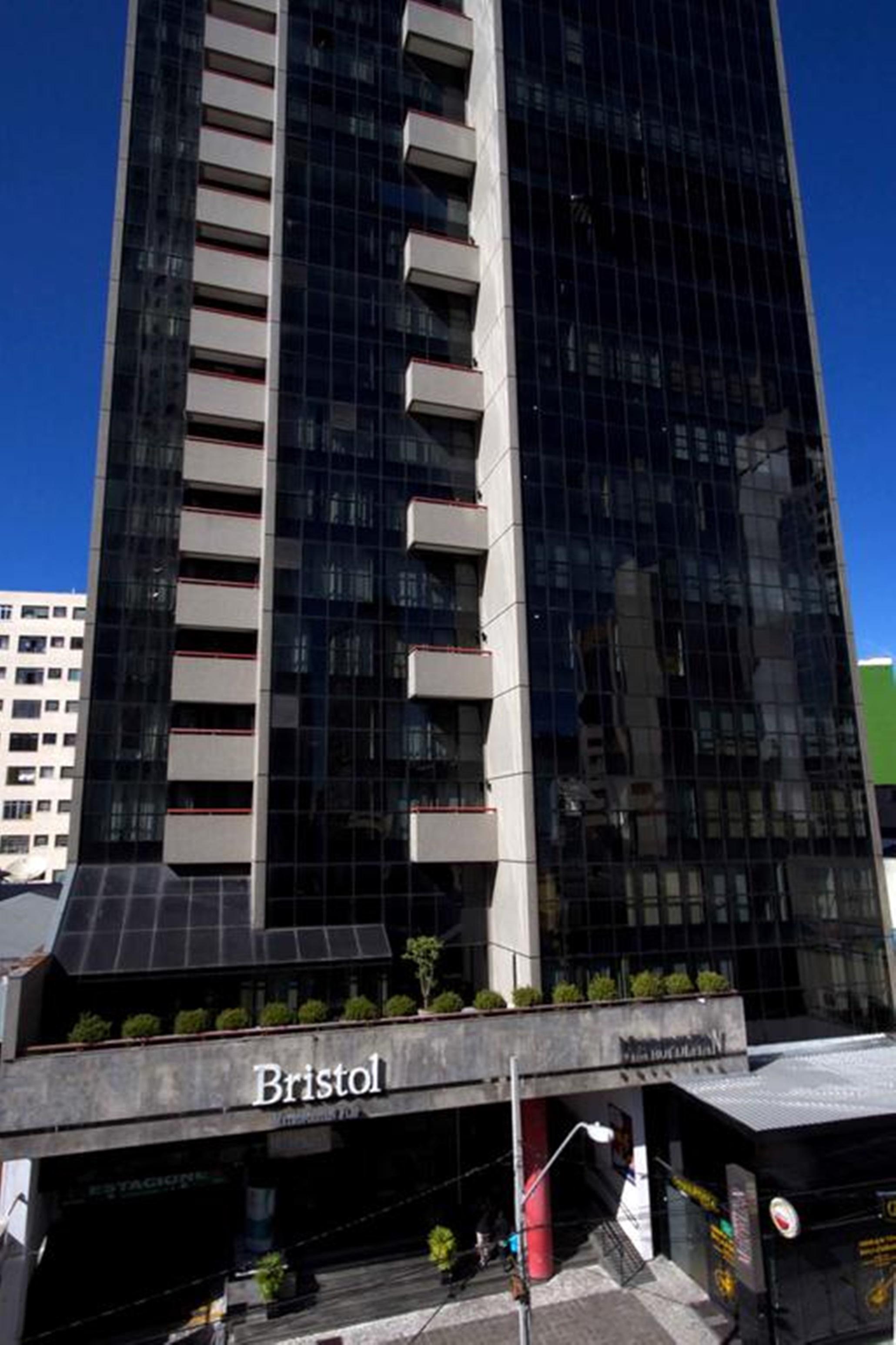 Bristol Metropolitan Centro Hotel 3*